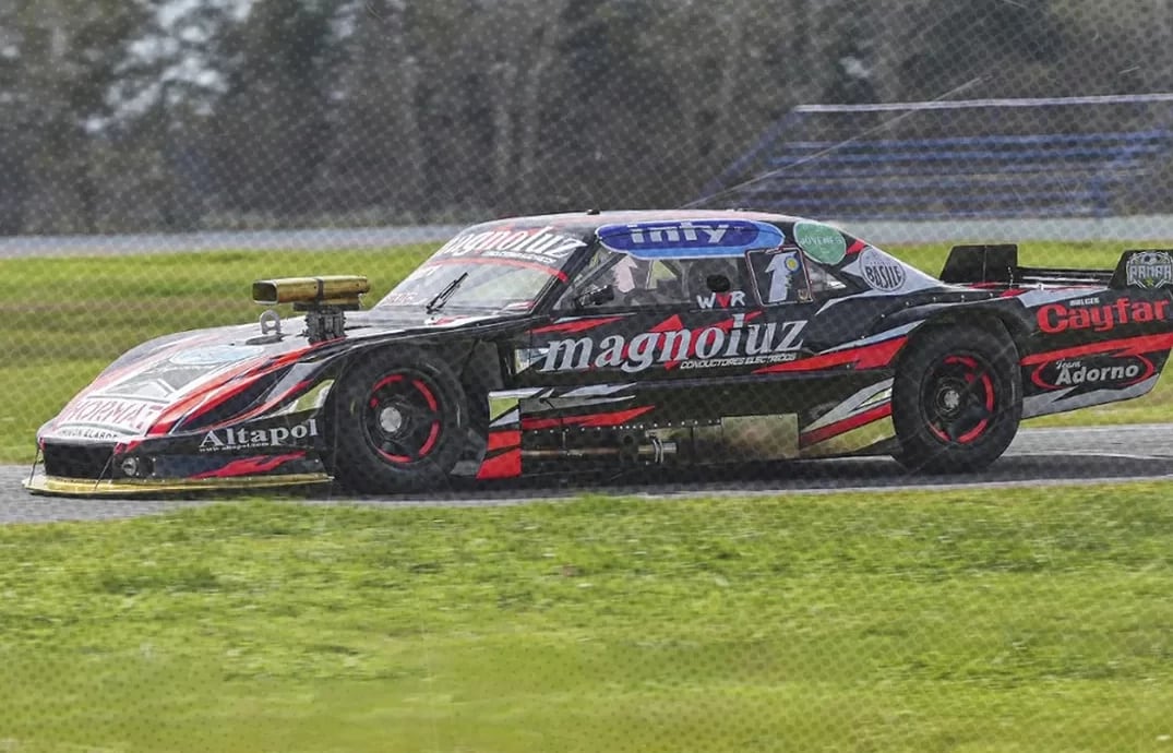 La pole no se festeja: Rossi y Pietranera mandan en La Plata pero arrancan complicados