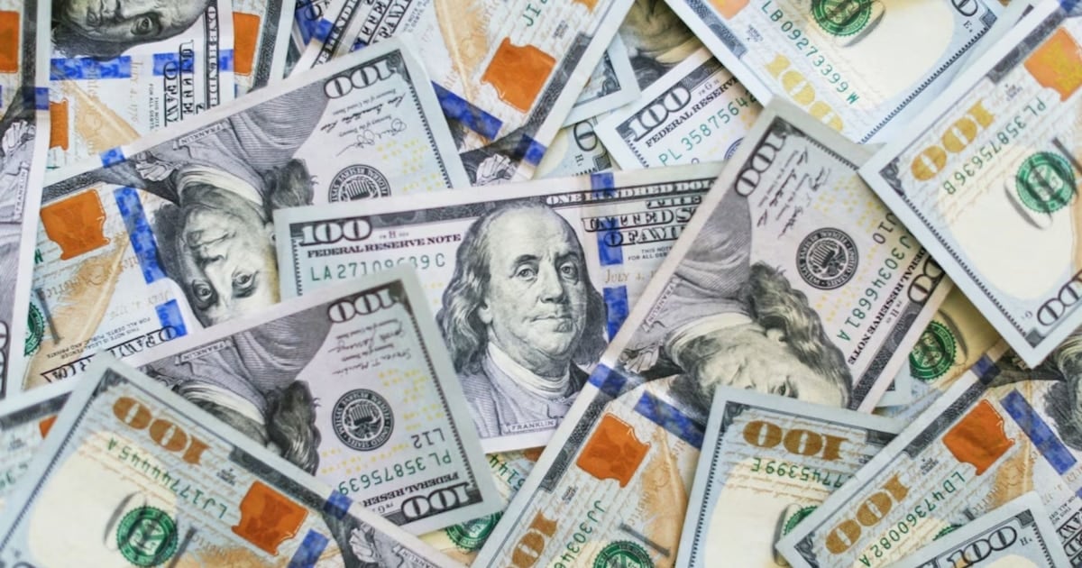 La compra de dólares para tenencia volvió a acelerarse en julio y consolida una tendencia de dieciséis meses
