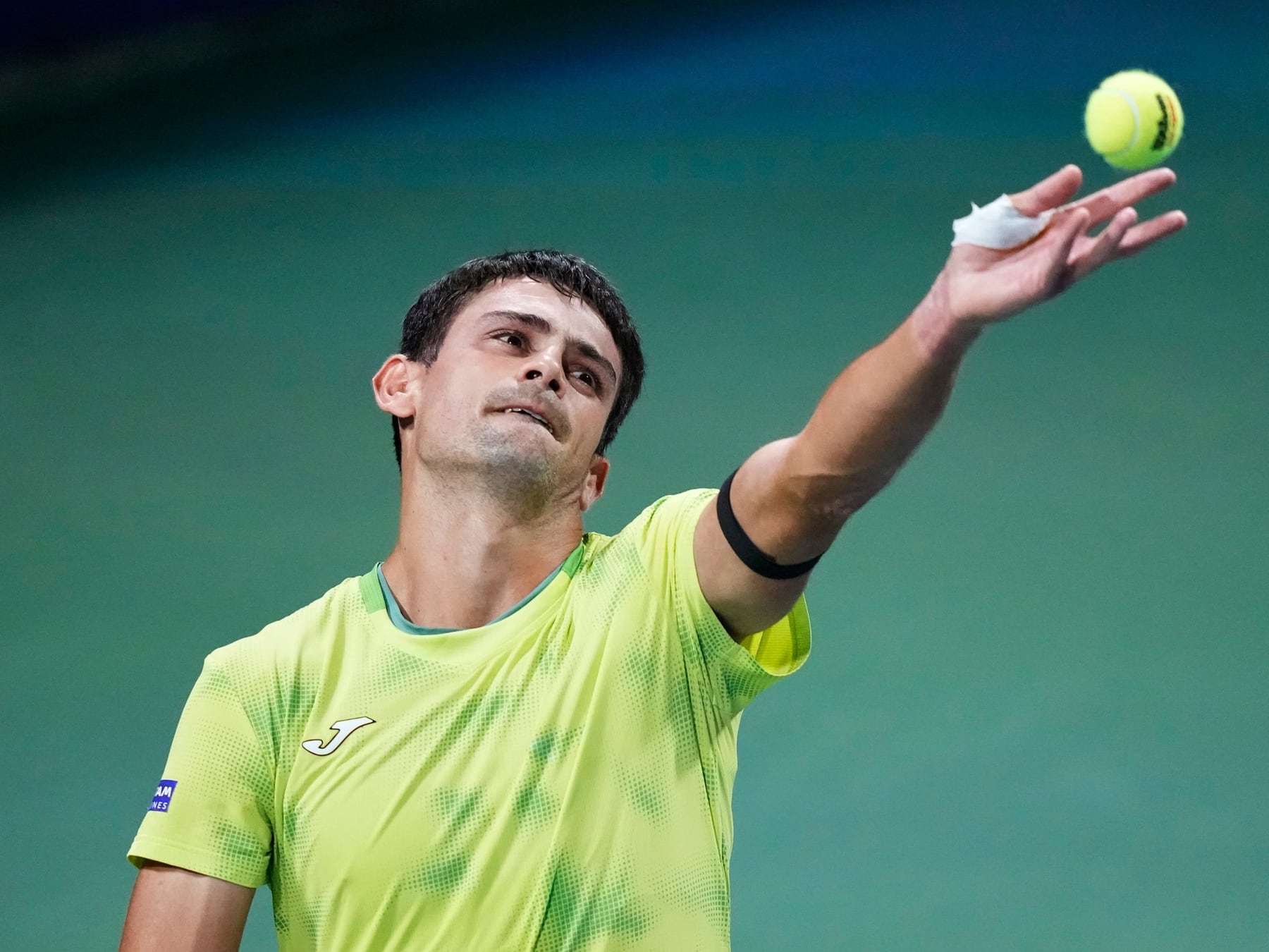 Duelo de compatriotas: Navone y Etcheverry se sacan chispas en el US Open y uno se queda afuera