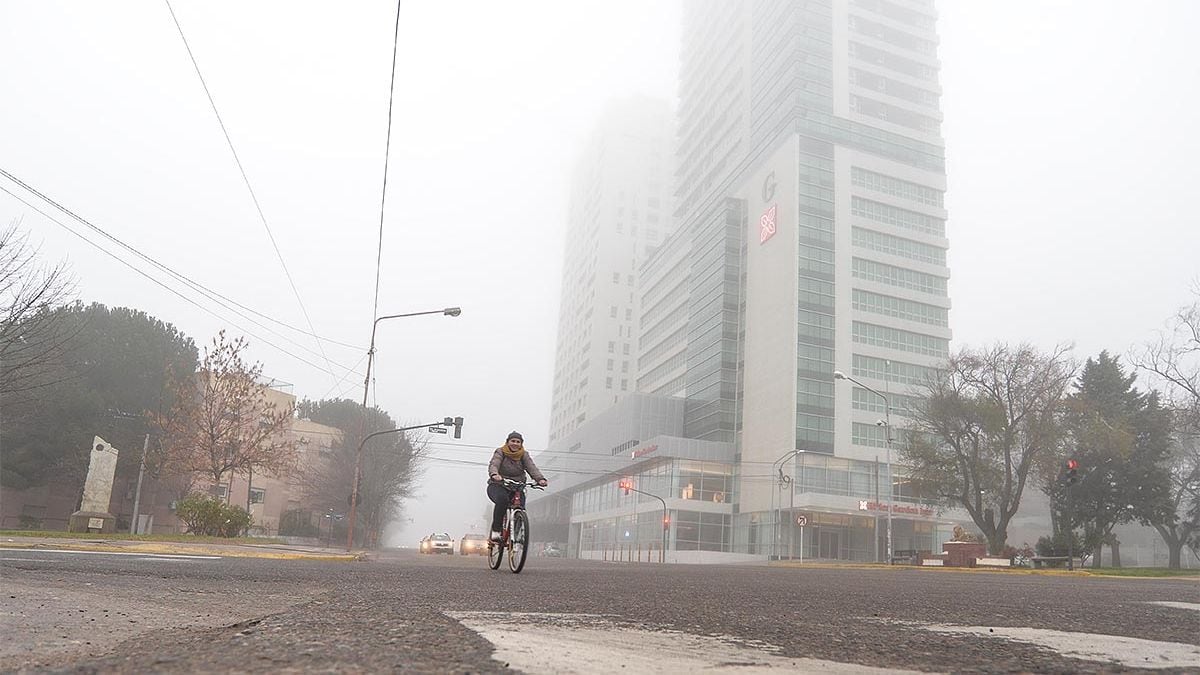 Seis episodios de aire contaminado en Neuquén durante agosto, según un estudio de la UNCo y Clean Air Data