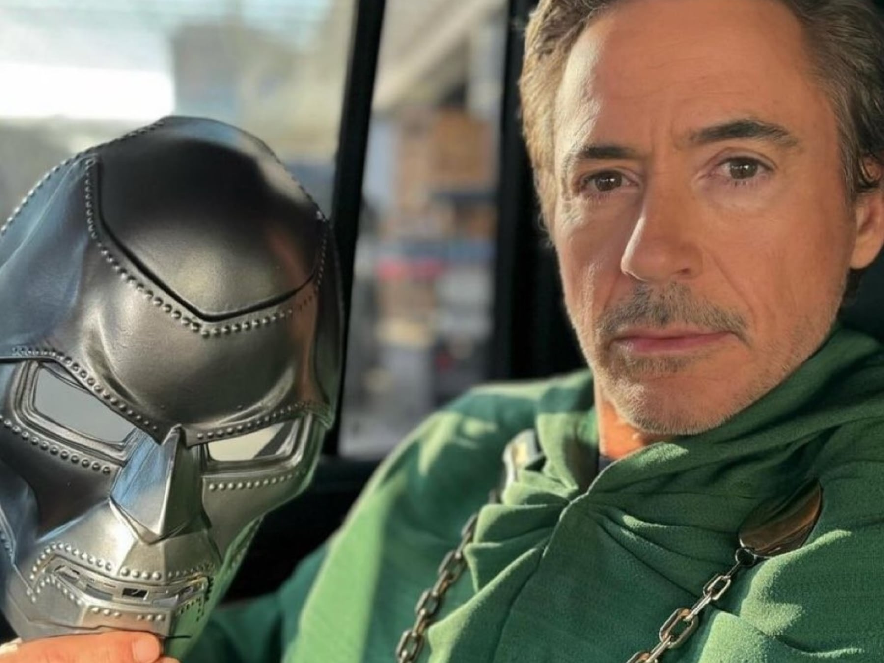 El hombre que hizo temblar el Hall H: Robert Downey Jr. vuelve a Marvel, pero esta vez con la cara tapada