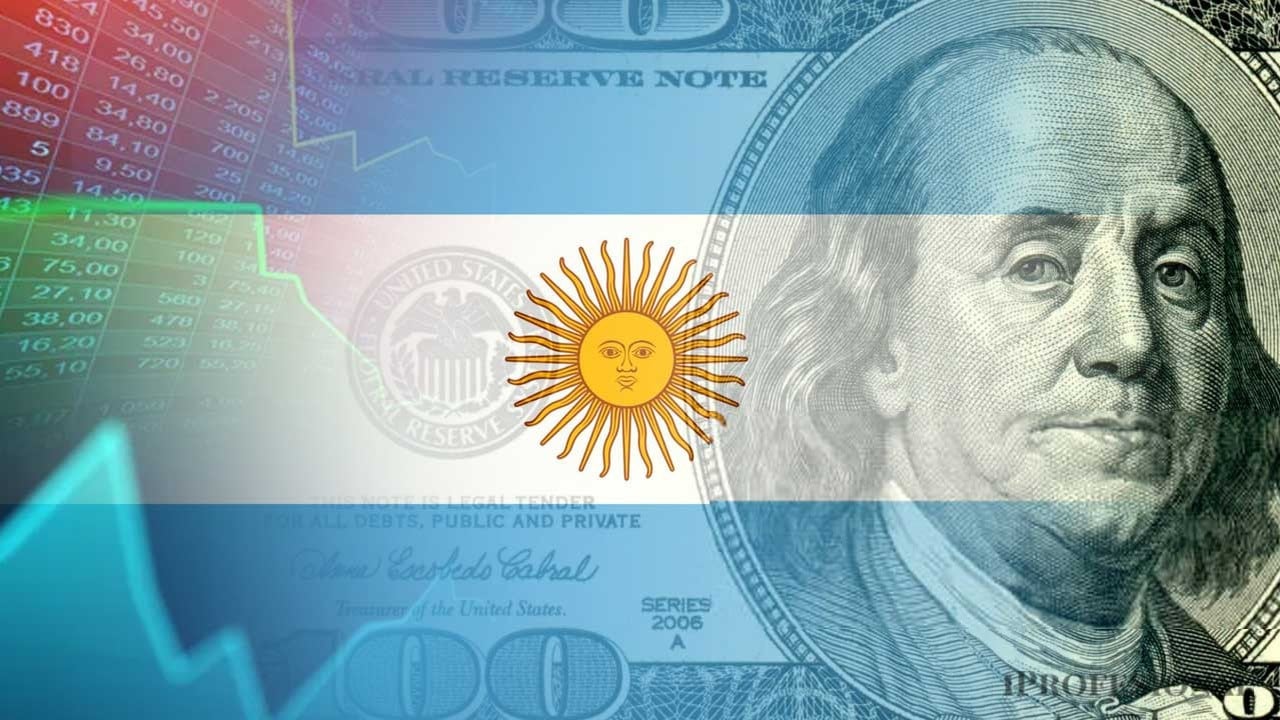 Los 47 analistas que miran el dólar hasta diciembre: entre $1.611 y $1.850, con la inflación ganándole la carrera