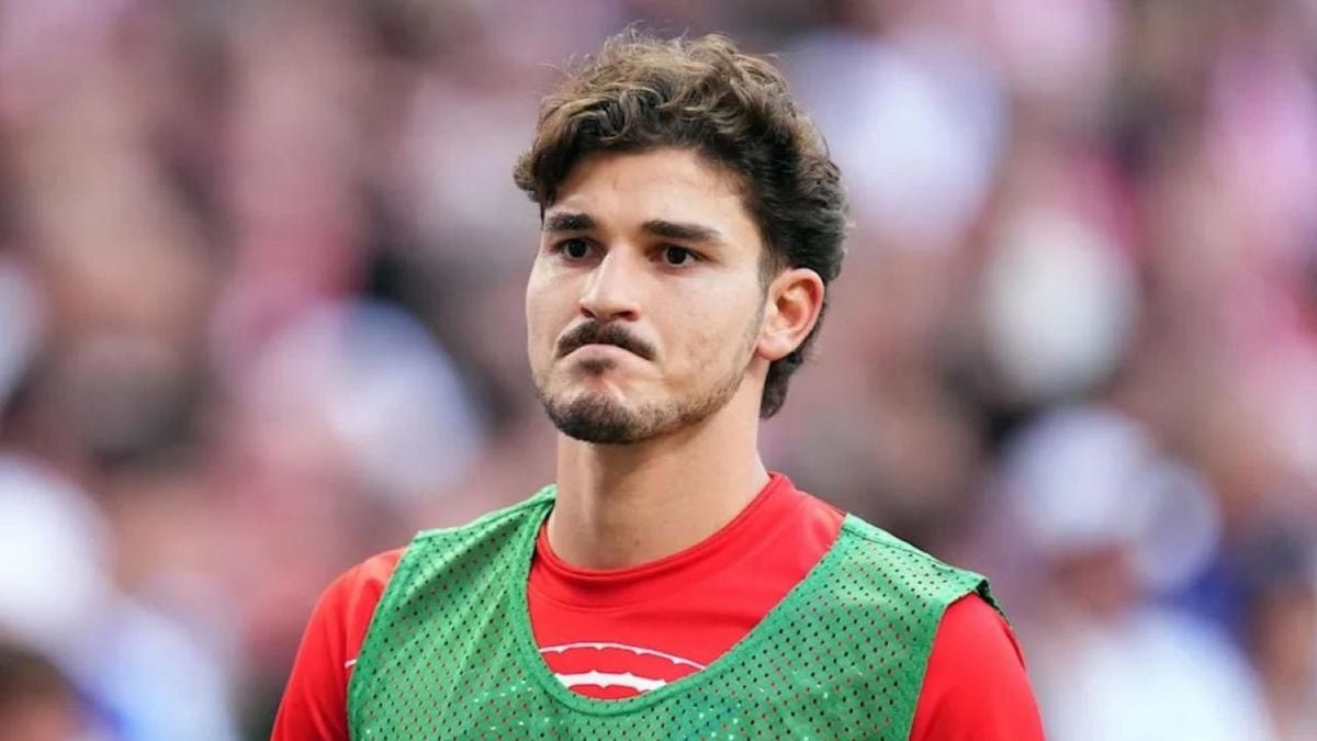 La araña se queda en la cueva: Julián Álvarez se pierde la visita a San Sebastián por una sobrecarga muscular