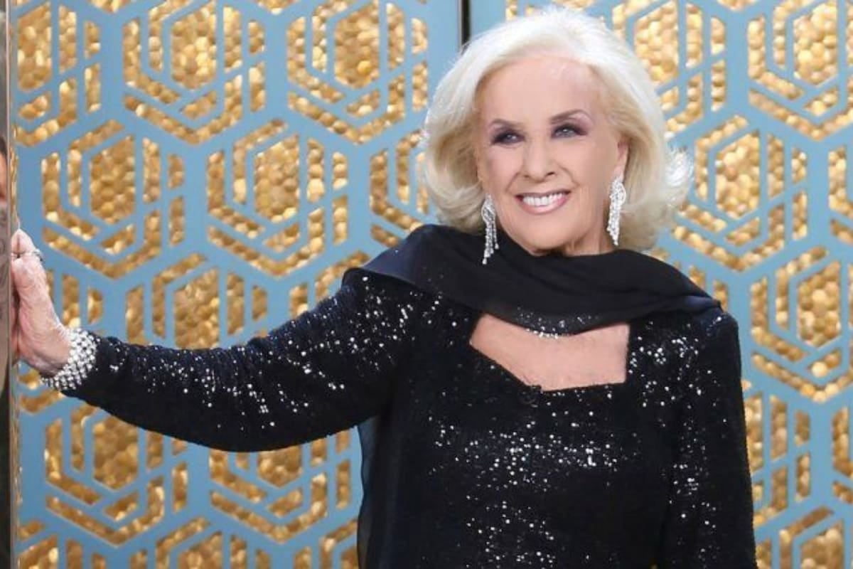 Mirtha Legrand, otra vez entre estudios y reposo: la cena del sábado quedó en pausa y la espera se muda para el lunes