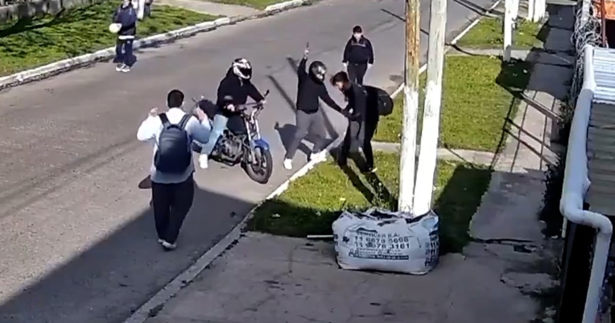 La Matanza: la justicia busca a dos motochorros que asaltaron a alumnos con autismo en González Catán