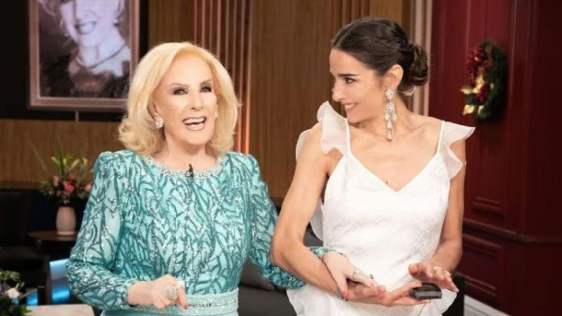 Mientras Mirtha se repone en el Mater Dei, Juana vuelve a tomar la posta del sábado y el domingo