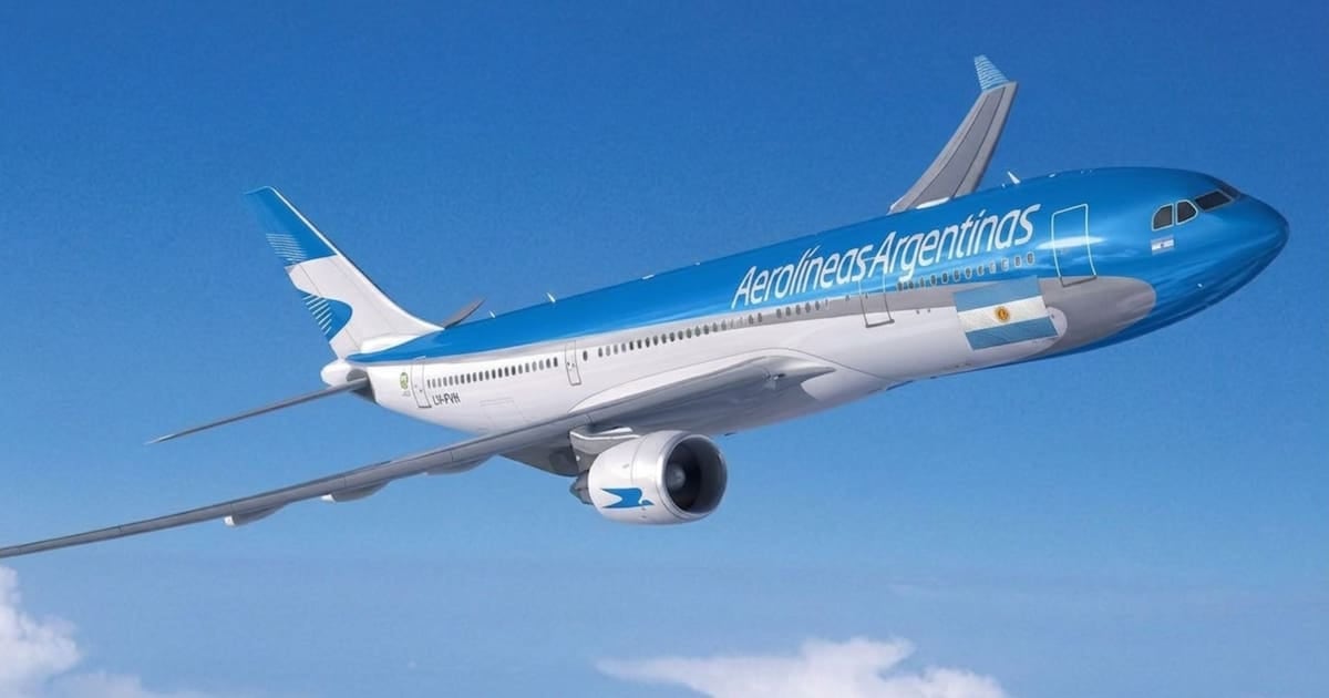 Aerolíneas Argentinas ampliará su red de verano con vuelos a Cartagena, Curazao y Cabo Frío: cómo quedan los precios frente a la competencia