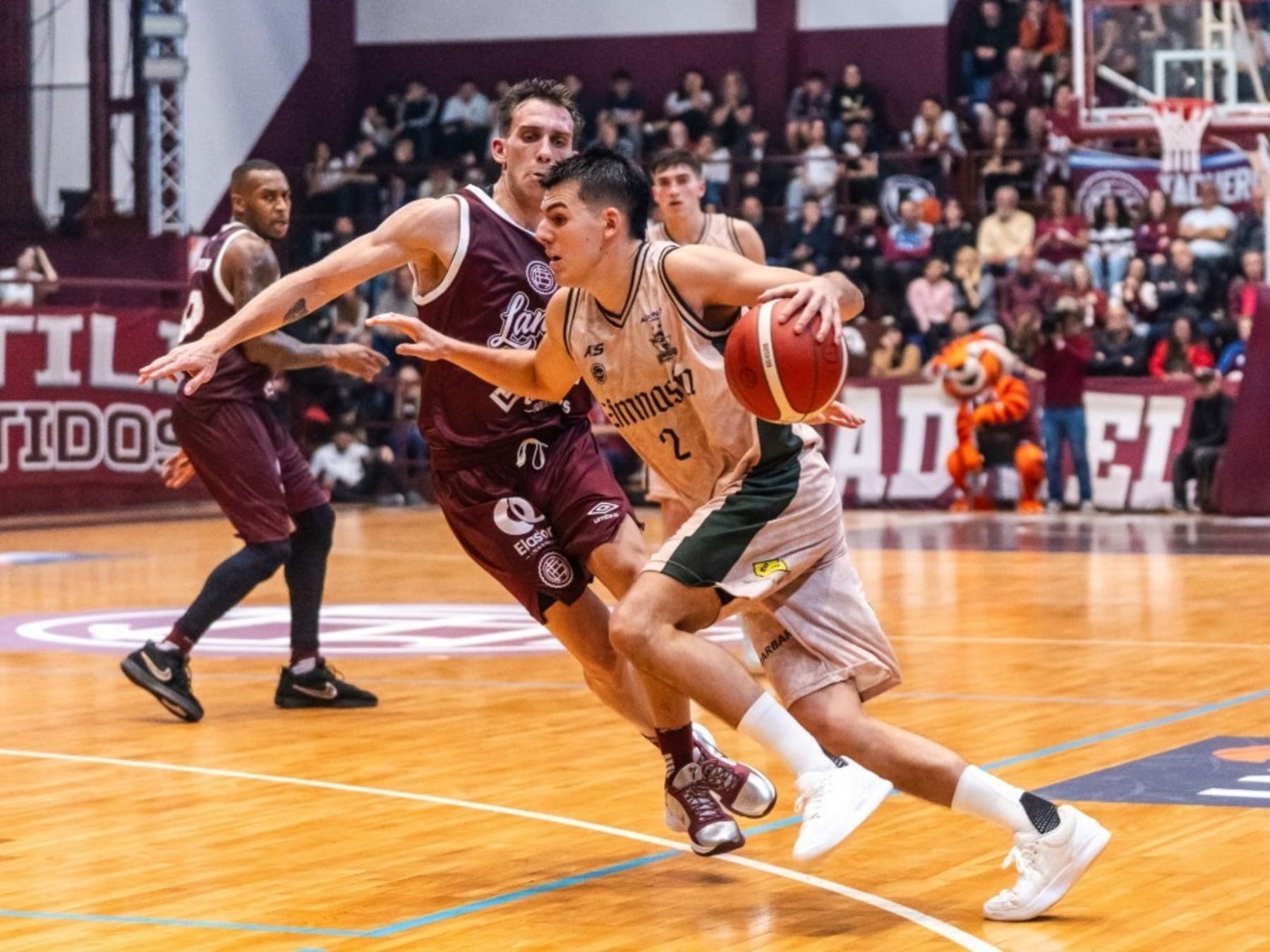 Gimnasia pasó el trámite, Lanús arrancó con el corazón lleno y el bolso vacío