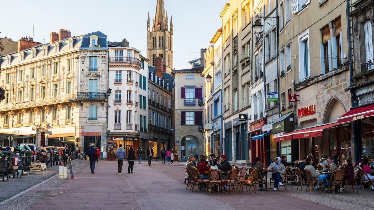 Limoges, capital del esmalte y la porcelana: un paseo para tocar la historia con las manos