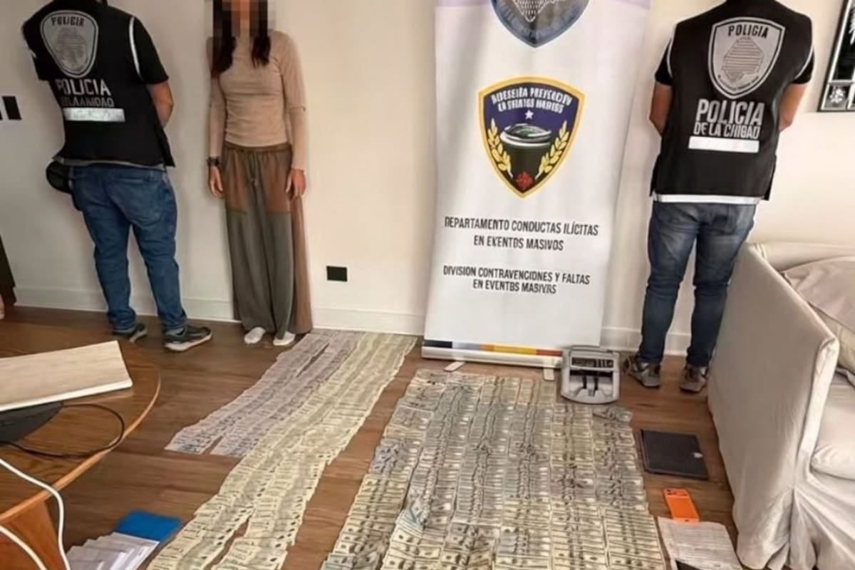Reventa de entradas en Vicente López: secuestran casi 70 mil dólares y nueve tickets en un domicilio de una mujer investigada