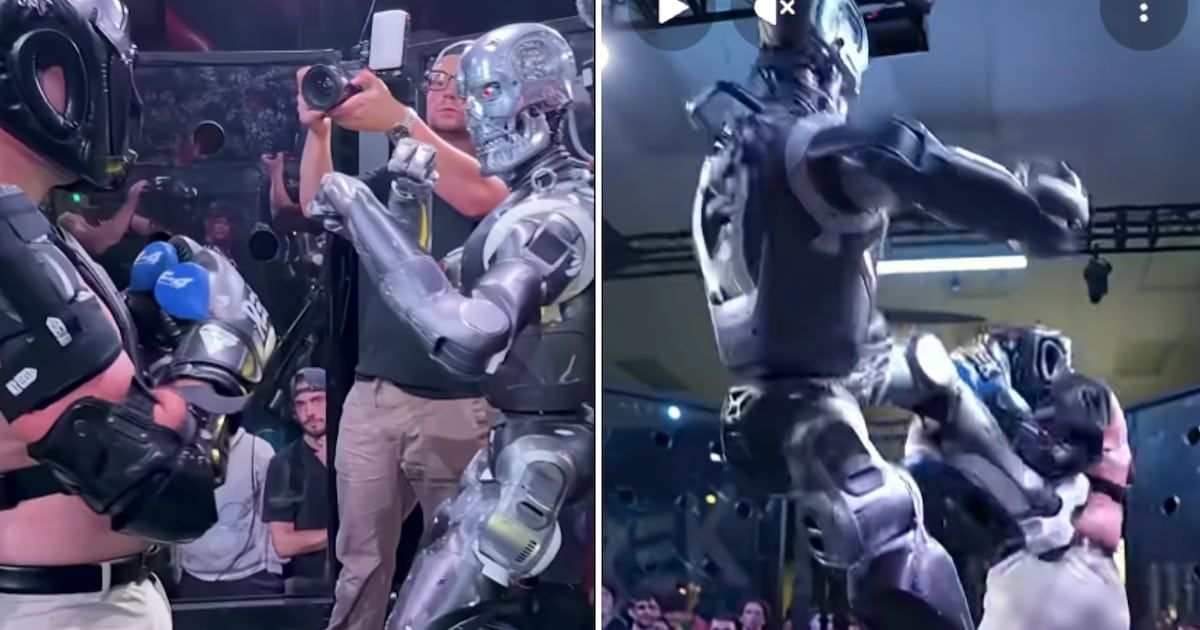 Un influencer se subió a una jaula con robots humanoides teledirigidos y terminó con la mano rota en San Francisco