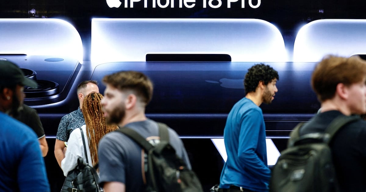 La fiebre de la inteligencia artificial disparó la memoria y el iPhone 18 Pro lo paga con ventas más tibias