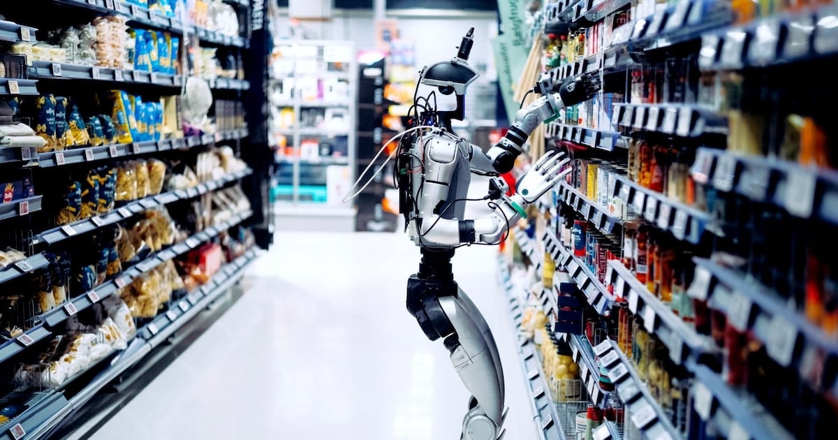 El turno de la noche, el trabajo de los robots: cómo un supermercado danés automatiza la reposición de góndolas