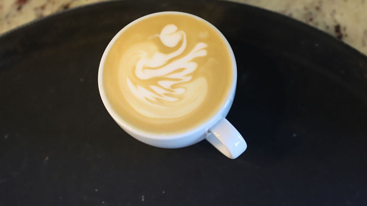 El recargo invisible: cuando pedir leche deslactosada en un café puede costar hasta mil quinientos pesos extra en Neuquén