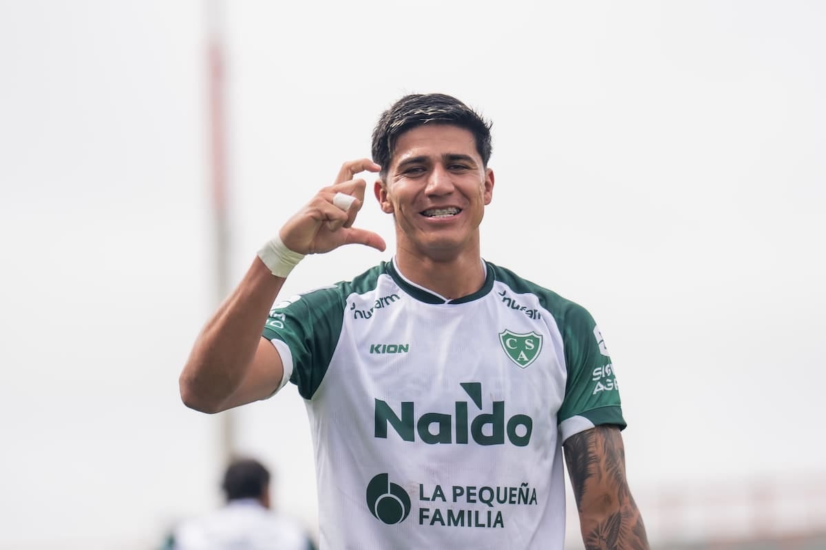 Marabel, el nueve que se niega a mirar la pelota cuando hay viento: lleva ocho gritos en el Clausura y va por la cima ante River