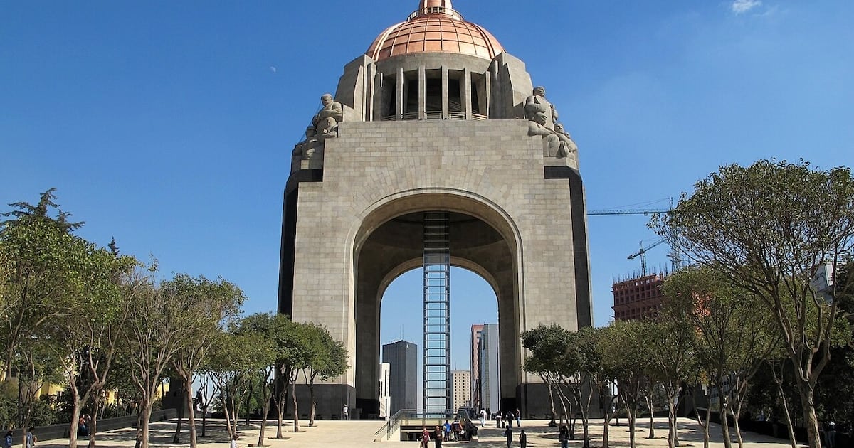 El gigante Art Déco que nunca fue palacio: así se vive hoy el Monumento a la Revolución de México