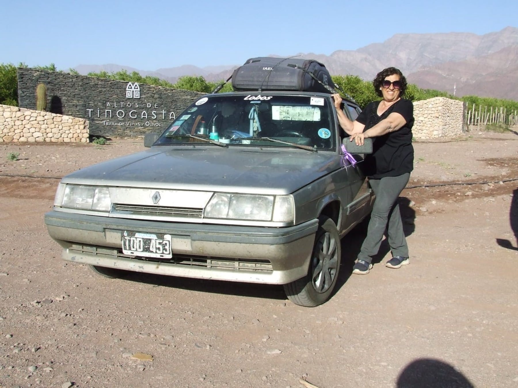 Delia, la jubilada de Lobos que armó su casa rodante en un Renault 11 y ya lleva tres años viajando sola por la Argentina