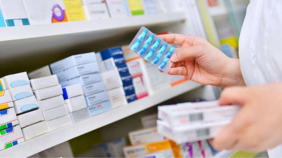 Remediar distribuye apenas seis medicamentos y el primer nivel de atención amanece con faltantes generalizados