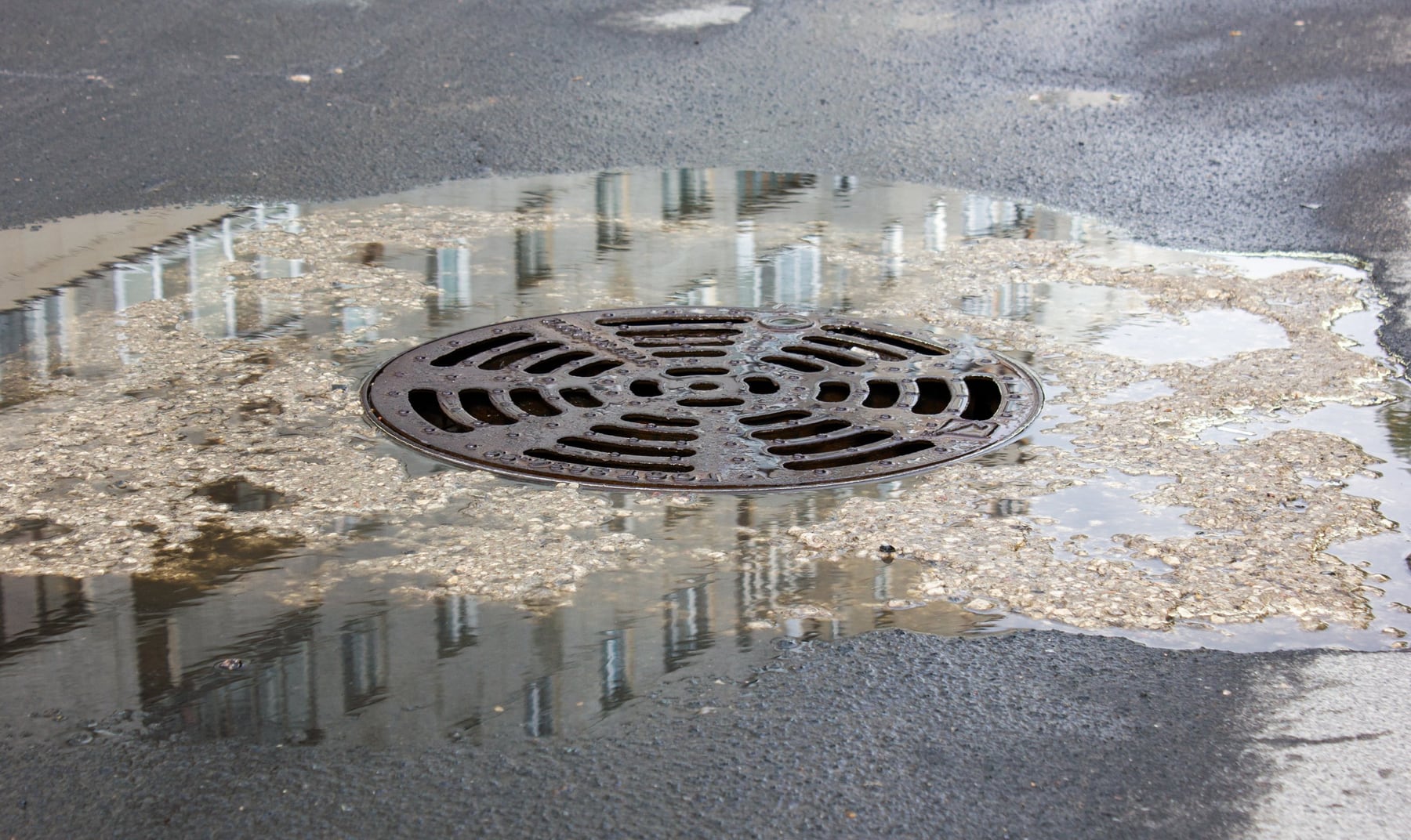 Neuquén bajo alerta amarilla por tormentas: las tareas preventivas que pide la Municipalidad antes de que se desate el temporal