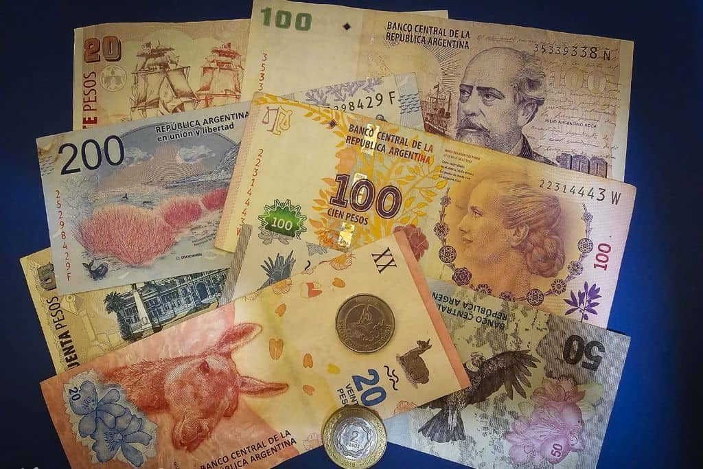 El dólar abre la semana en $1.500 y la inflación mensual alcanza 1,9%